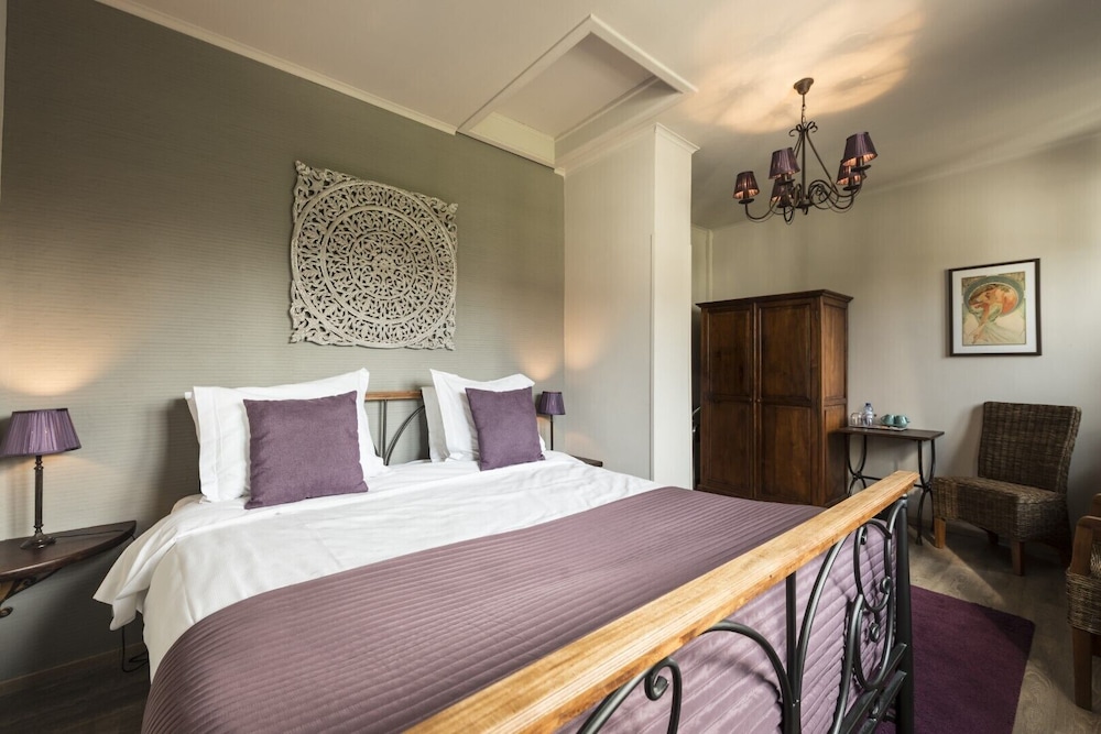 Standard Double Room photo 3