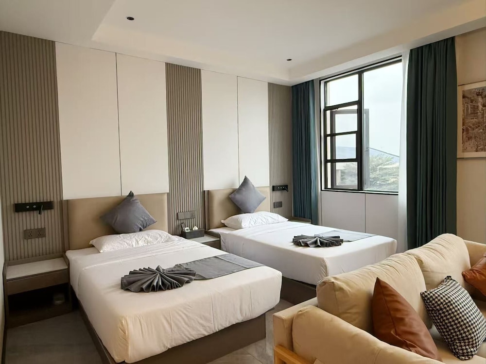 Business Double Room, Multiple Beds