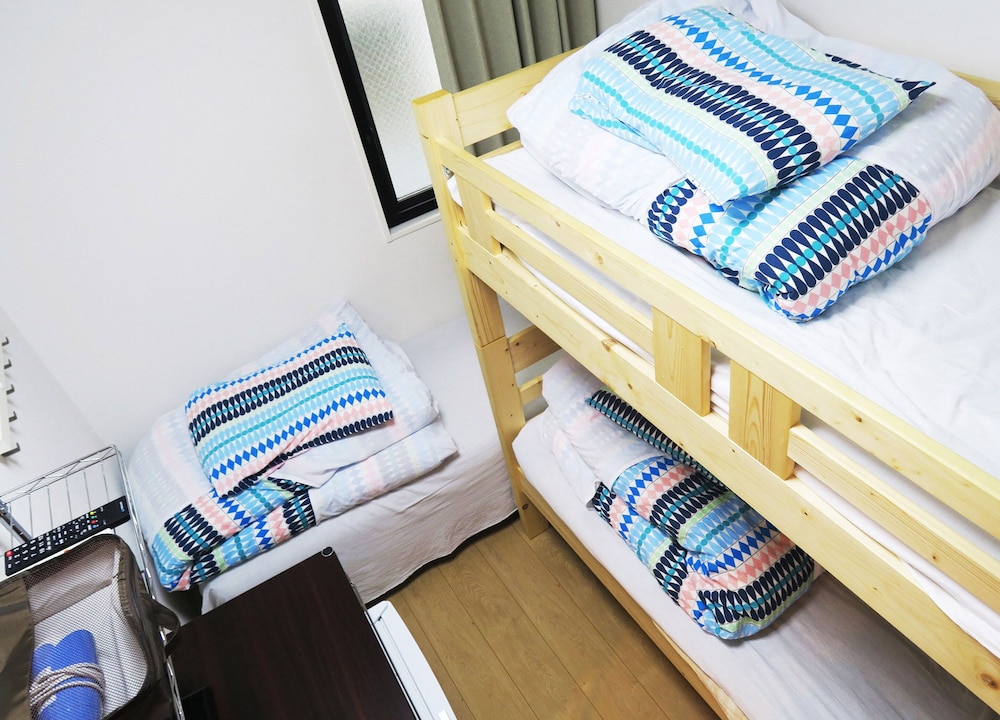 Basic Triple Room