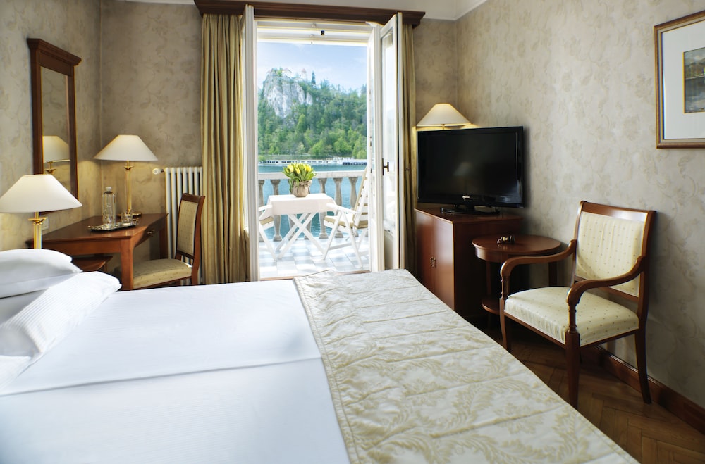 Double Room, Balcony, Lake View