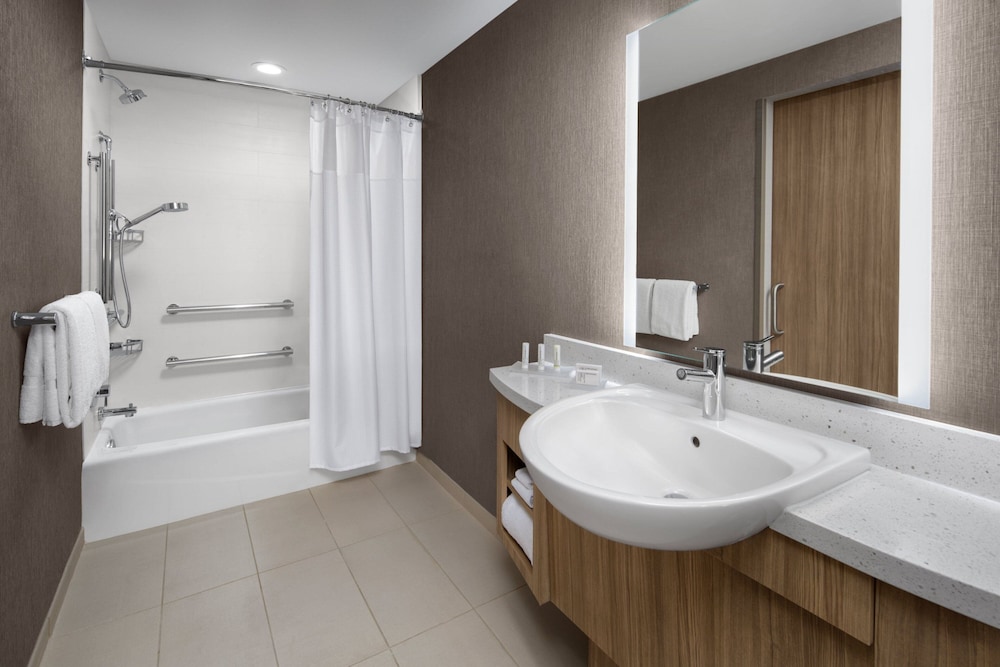 Studio Suite, 2 Queen Beds - Photo 7