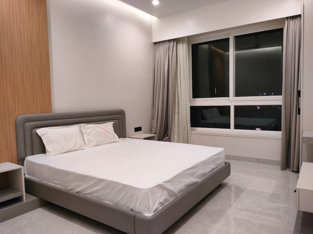 Deluxe Single Room, City View