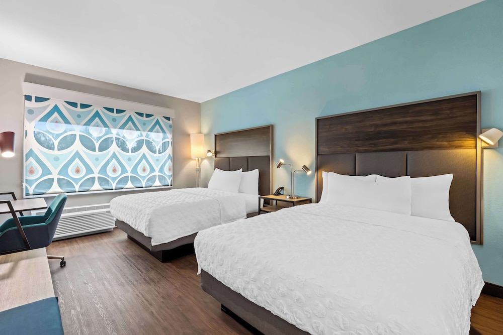 Room, 2 Queen Beds