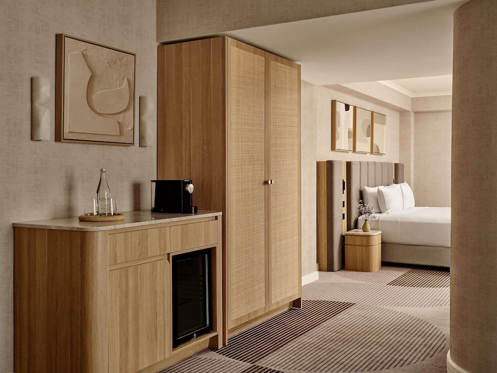 Suite, 1 King Bed, Terrace, Bay View