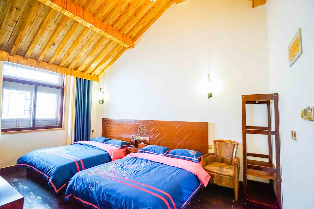 Design Twin Room