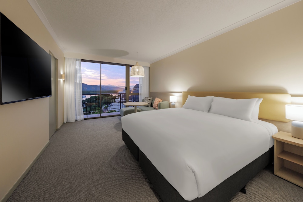 Premium Double or Twin Room - Photo 2