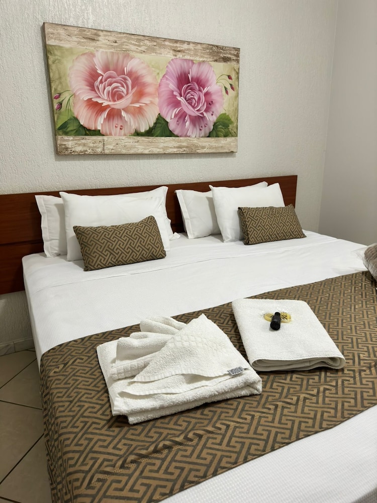 Premium Double Room, 1 King Bed, Non Smoking - Photo 1