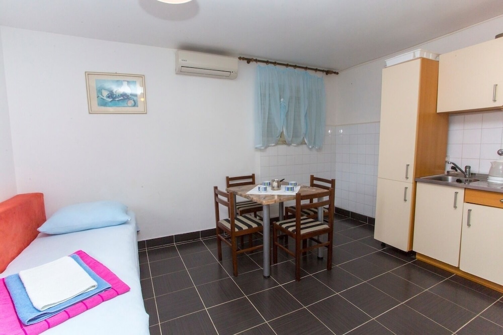 Apartment (Bravo - 100 m from beach - A1(3+1))