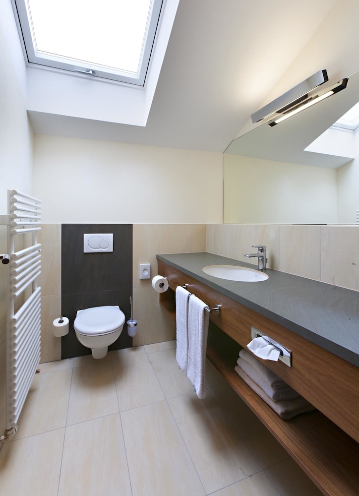 Deluxe Double Room - Photo 7