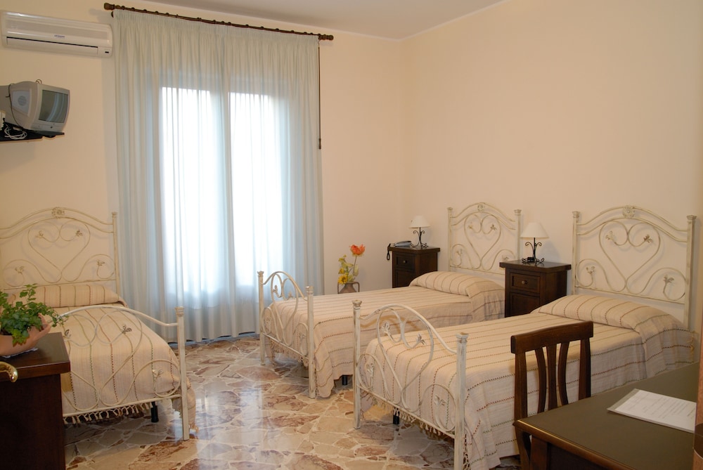 Double Room Single Use photo 2