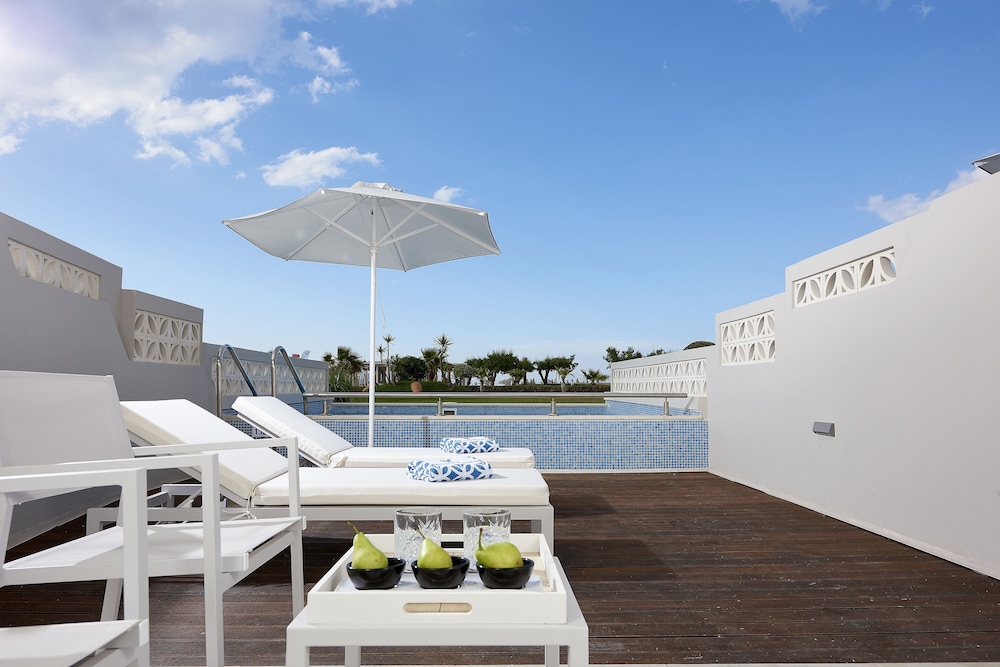 Junior Suite, Private Pool, Sea View photo 2