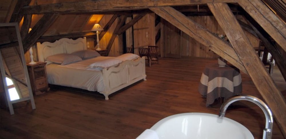 Superior Double Room, Private Bathroom, Park View (la suite LYS) photo 1