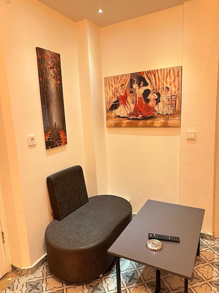 Comfort Room photo 3