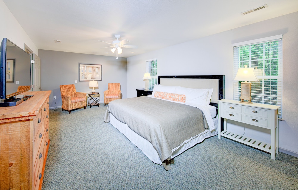 1 Bedroom 1 Qn or 1 Kg Suite with Balcony photo 1