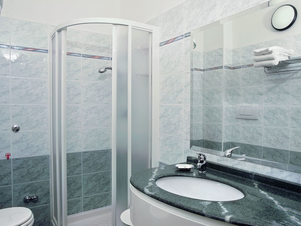Superior Quadruple Room, Sea View photo 1
