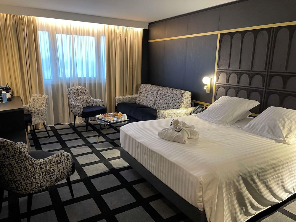 Deluxe Room, 1 Double Bed with Sofa bed photo 1