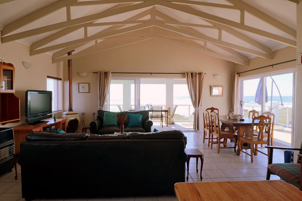 Luxury Penthouse, 1 Bedroom, Sea View photo 3