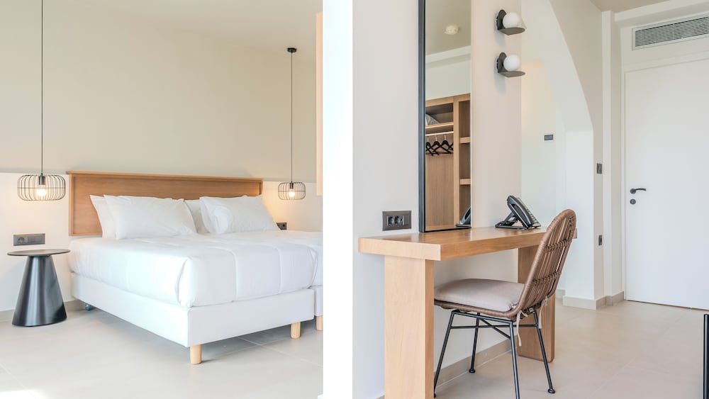 Premium One bedroom Suite with sea view - Photo 20