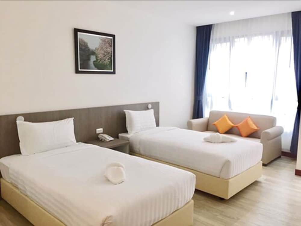 Standard Twin Room photo 3