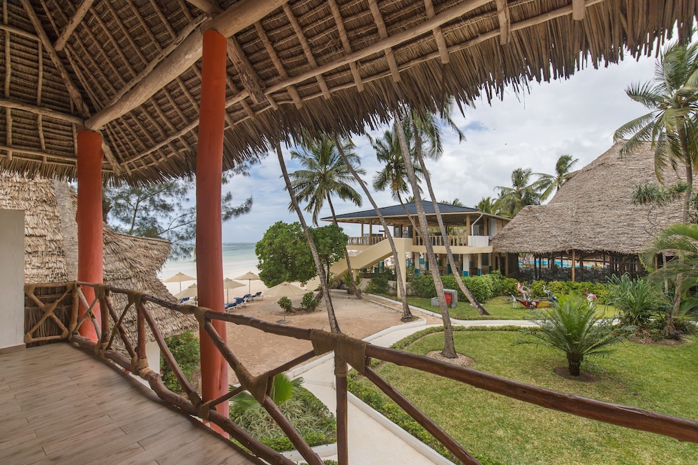 Superior Room, Partial Sea View