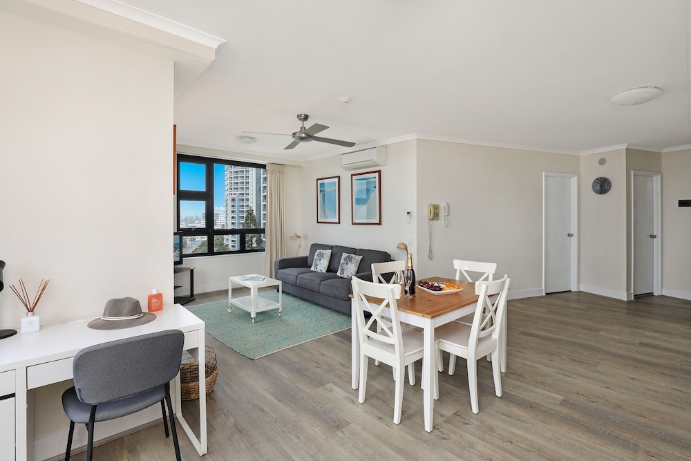 1 Bedroom Superior Partial/ Ocean View Apartment photo 3