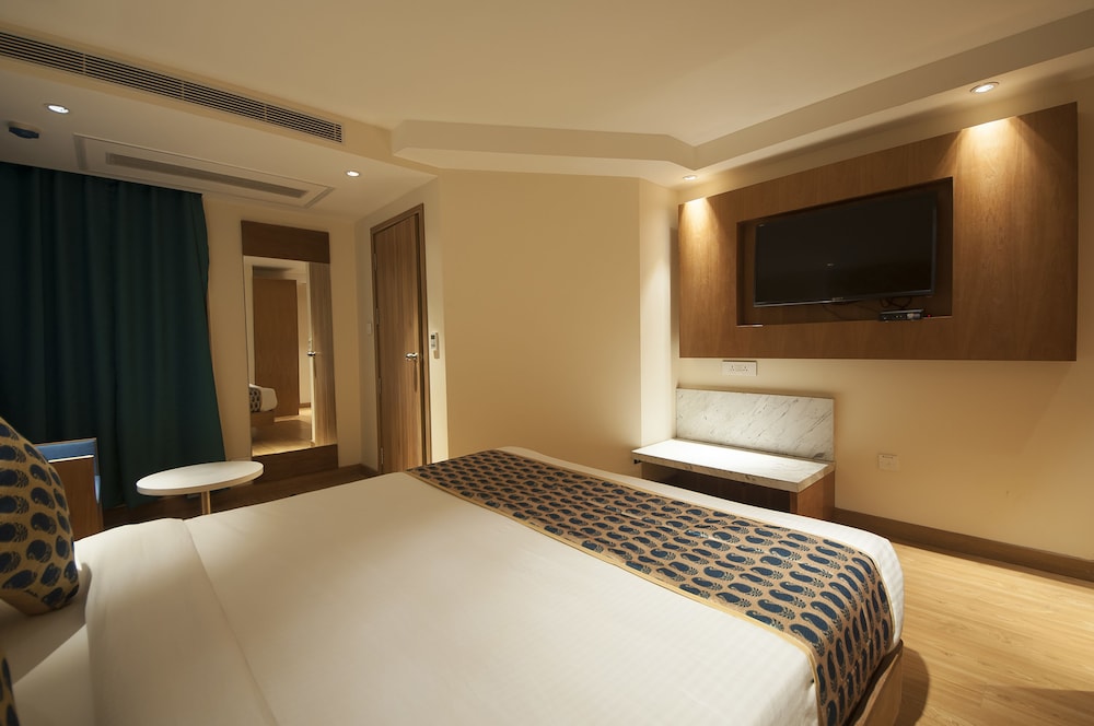 Family Room, Multiple Beds, Non Smoking, City View photo 3