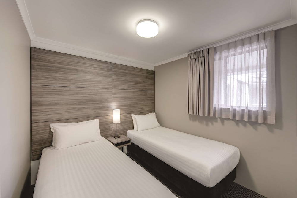 Standard Apartment, 2 Bedrooms - Photo 8