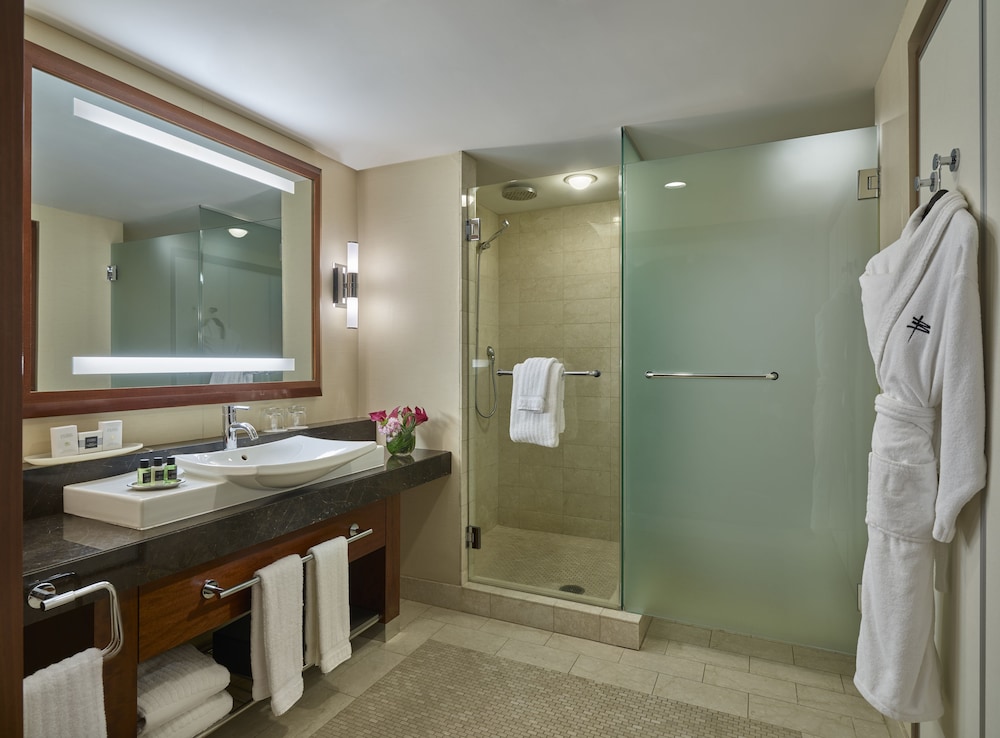 Suite, 1 Bedroom thumbnail 6