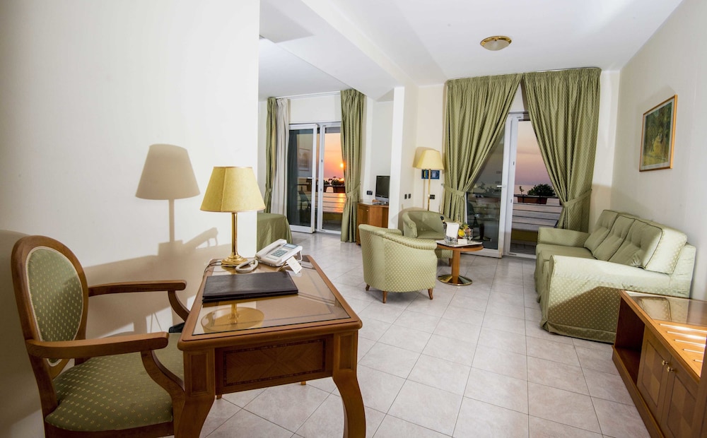 Panoramic Double or Twin Room, Sea View