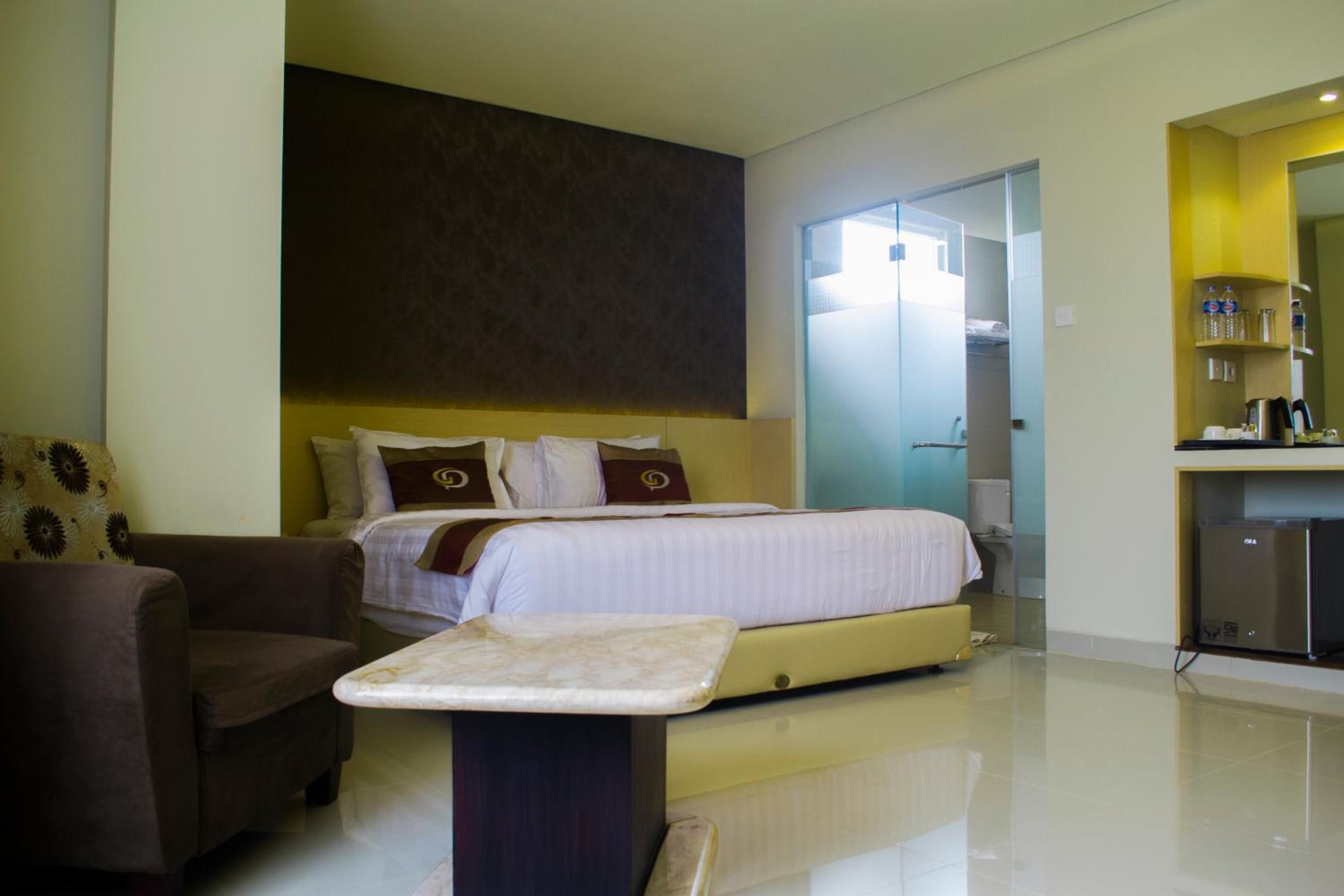 Deluxe Room (2 Adults + 1 Child) photo 2
