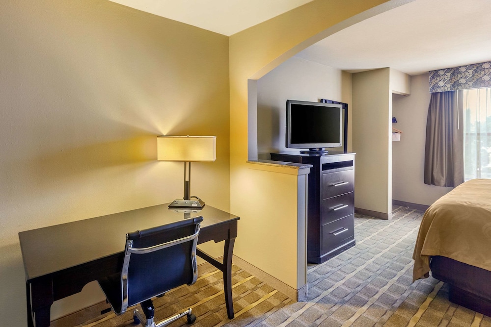 Suite, Non Smoking - Photo 5
