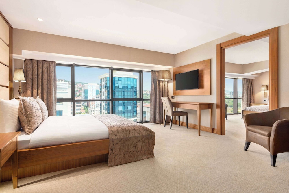 Family Suite, Multiple Beds photo 1