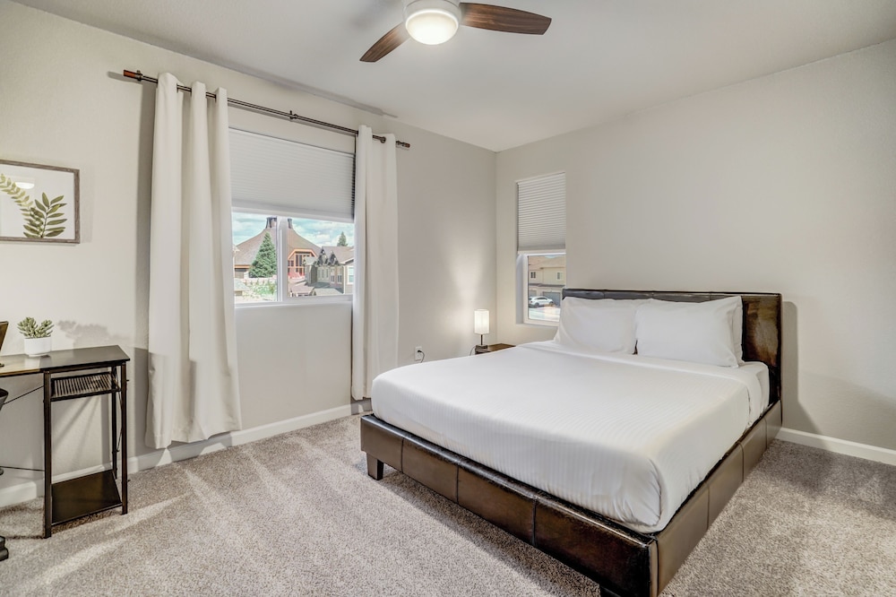 Townhome, Mountain View photo 3