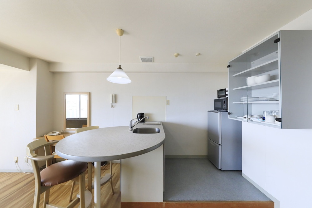 [Non-Smoking] Western Room (4 Beds)/ Ocean View - Photo 10