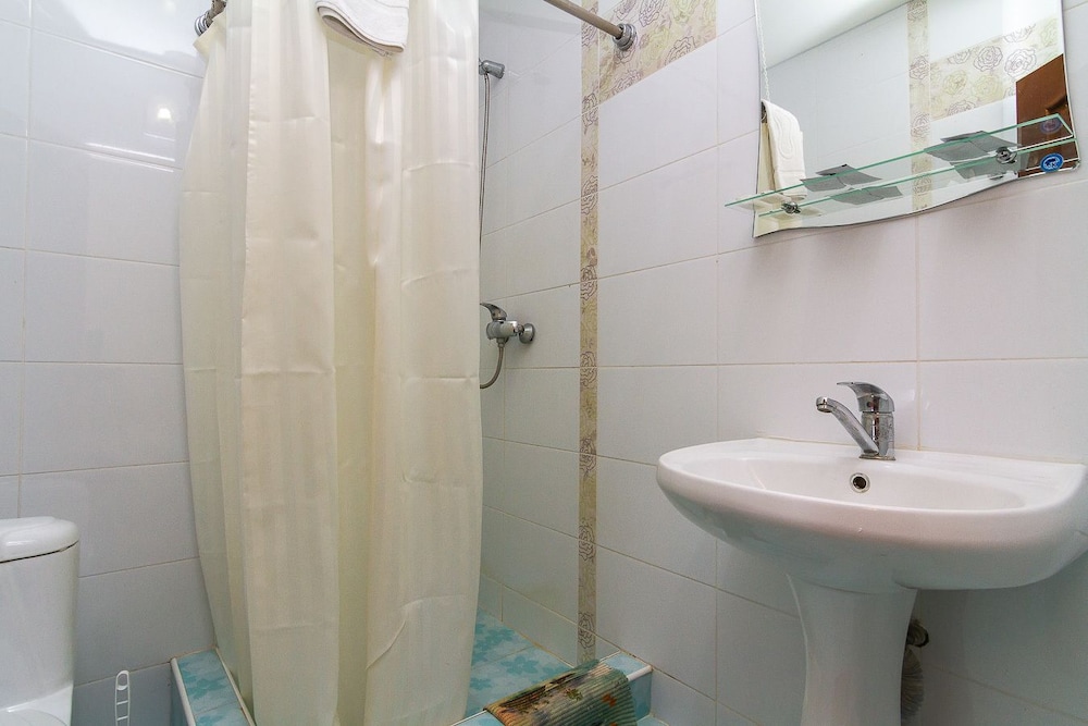 Standard Triple Room photo 3