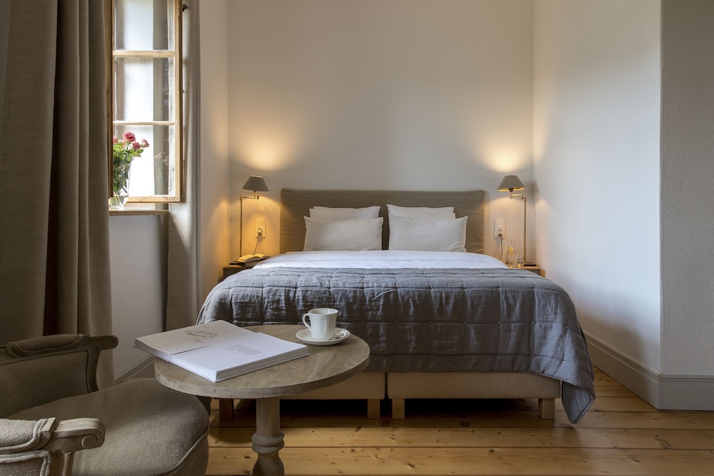 Standard Room photo 2