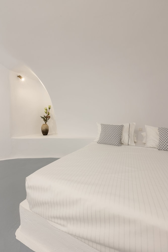 Two-Bedroom Villa with Plunge Pool
