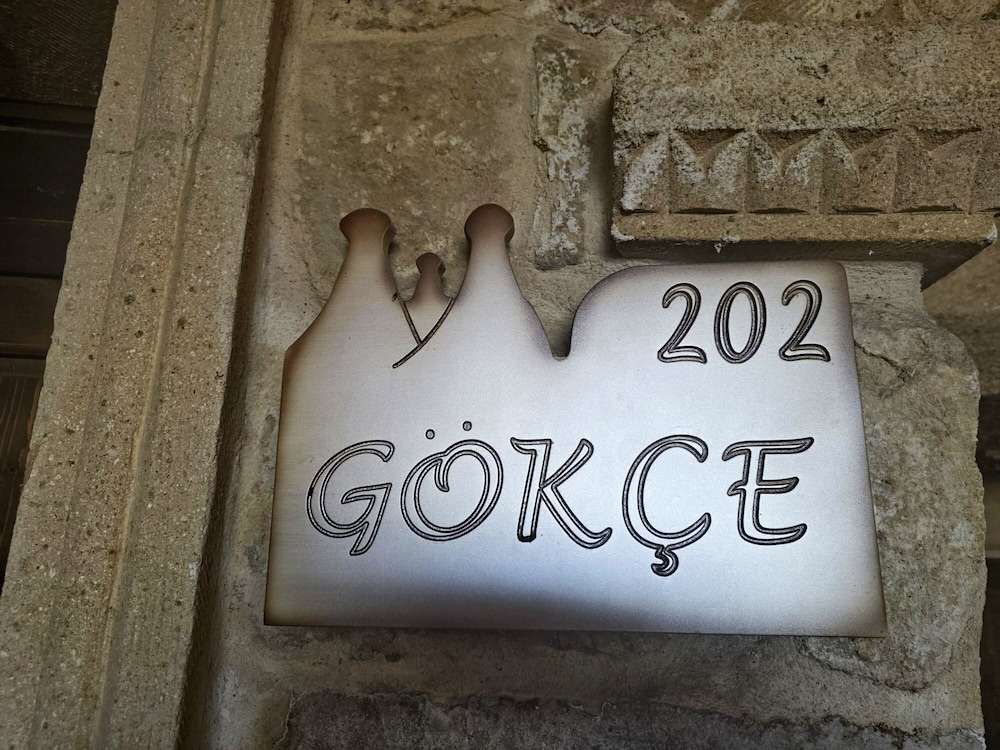 Gokce Cave Room