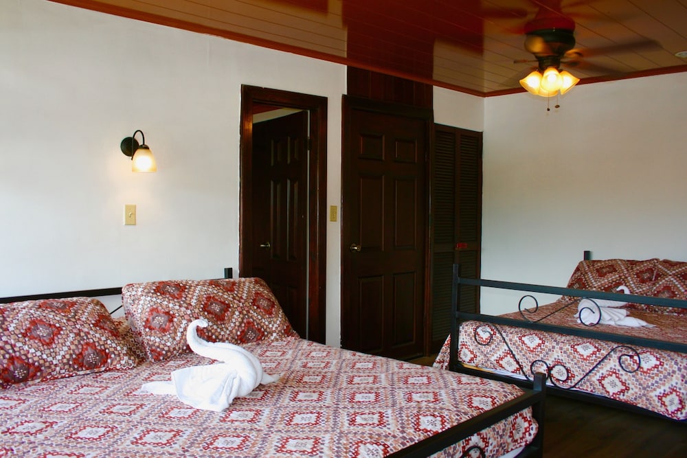 Standard Quadruple Room photo 1