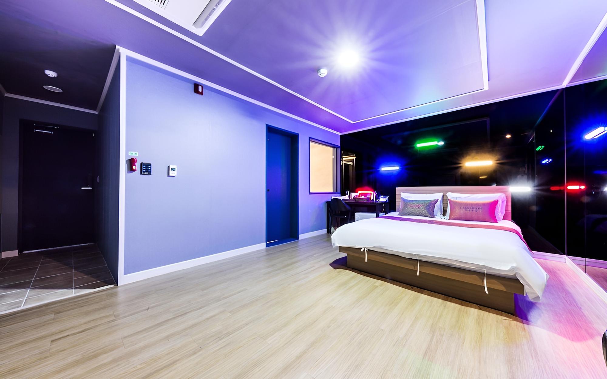 Room (Event room) - Photo 5
