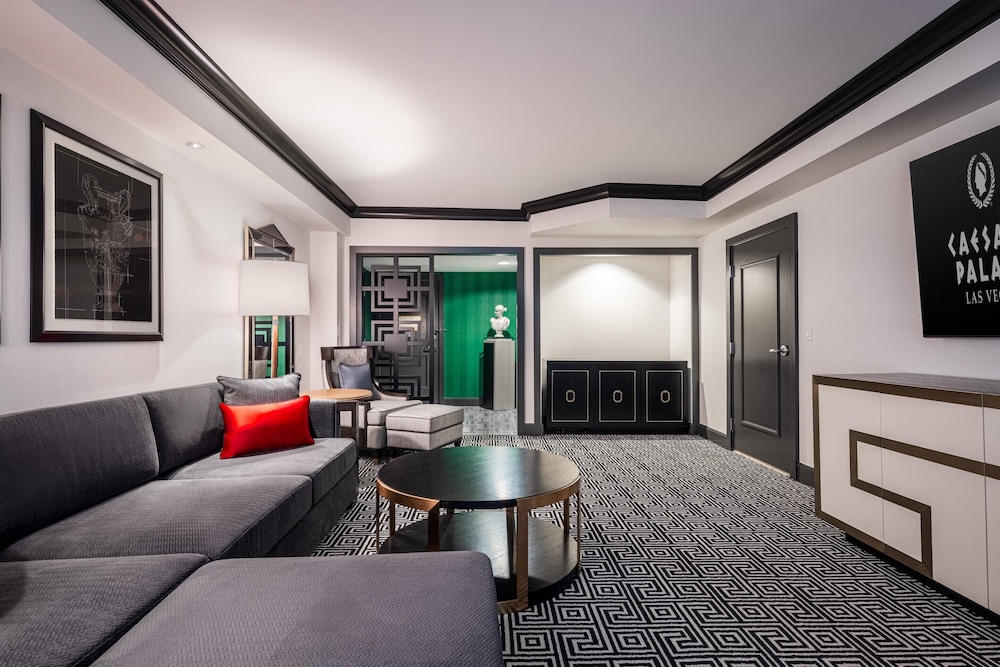Colosseum Executive Suite King - Photo 1