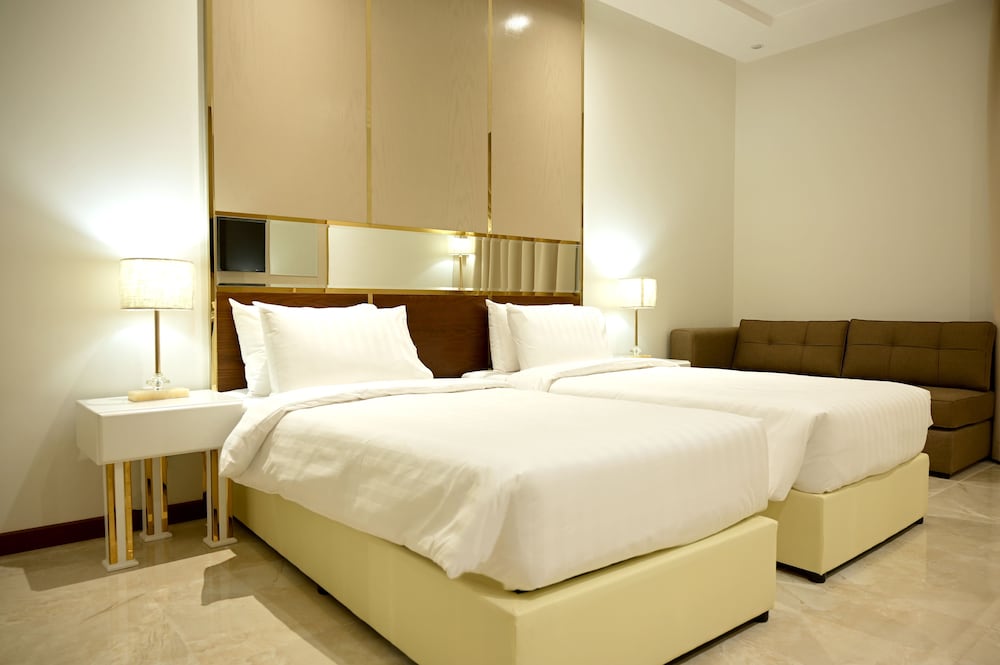 Deluxe Twin Room photo 3