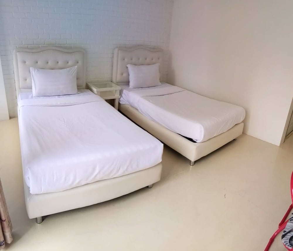 Superior Twin Room photo 3
