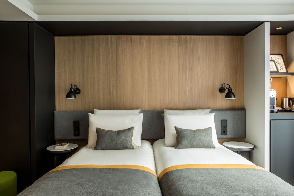 Privilege, Room, 2 Twin Beds