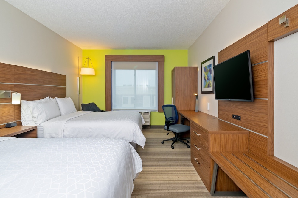 Standard Room, 2 Queen Beds, Accessible (Communications) - Photo 3
