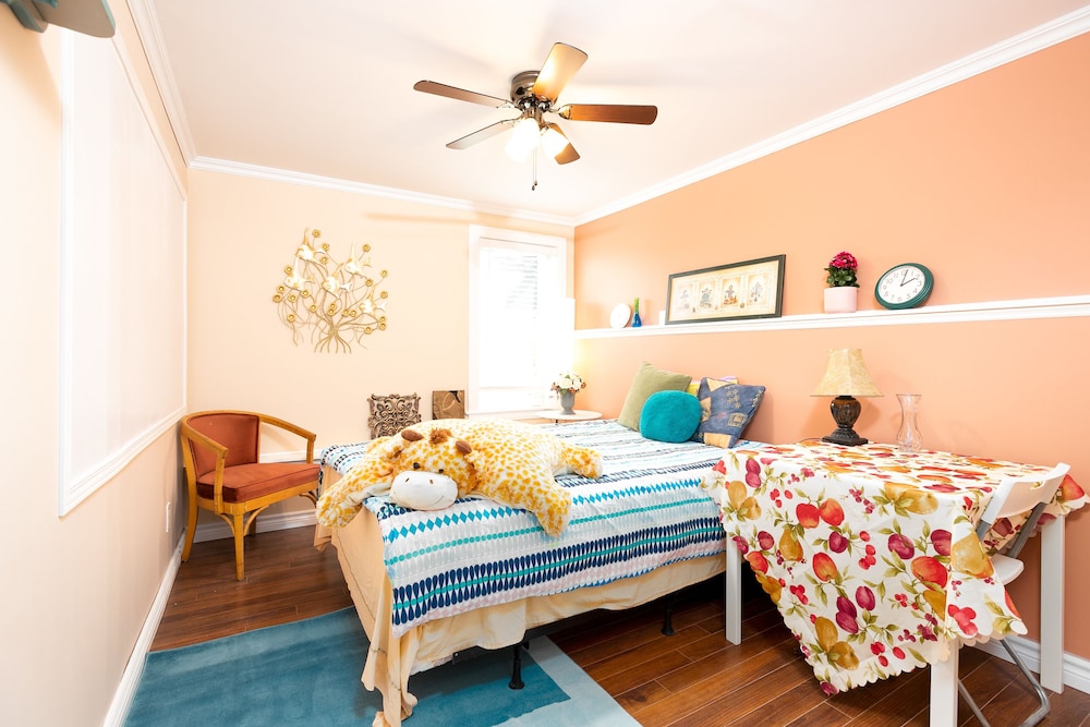 Comfort Double Room, Bathtub
