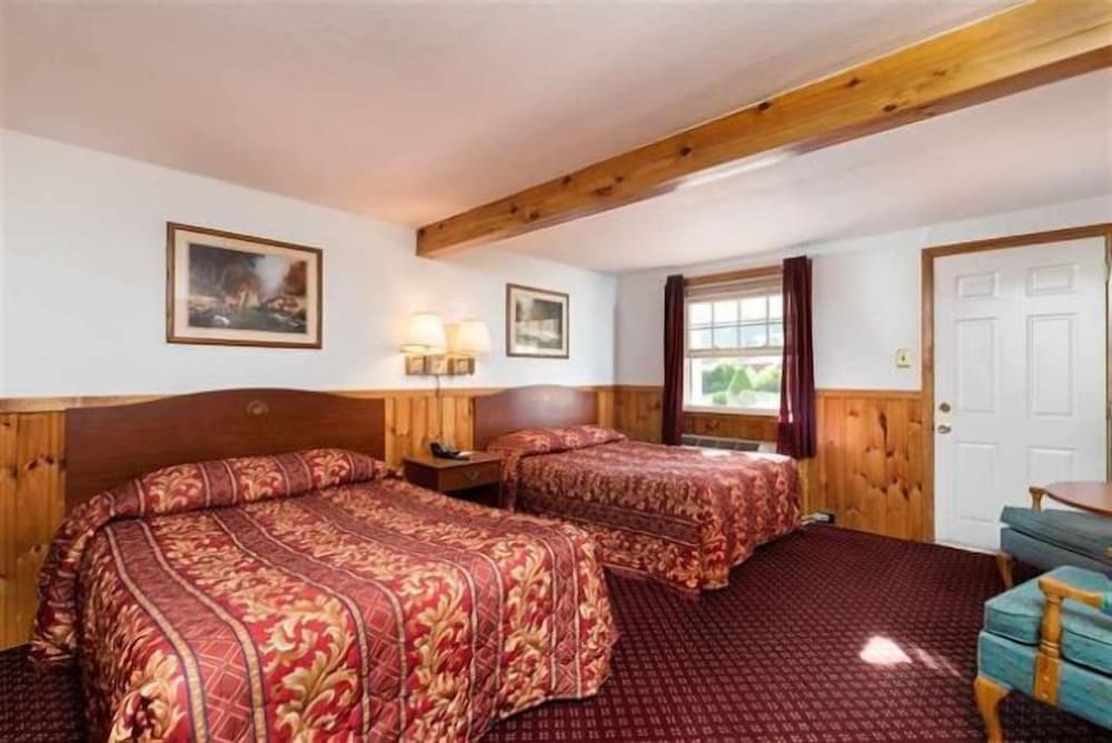 Standard Double Room, 2 Double Beds, Patio (Standard Room 2 Double) photo 1