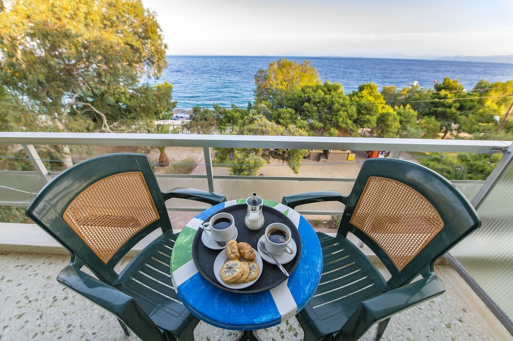 Double or Twin Room, Beach View photo 3