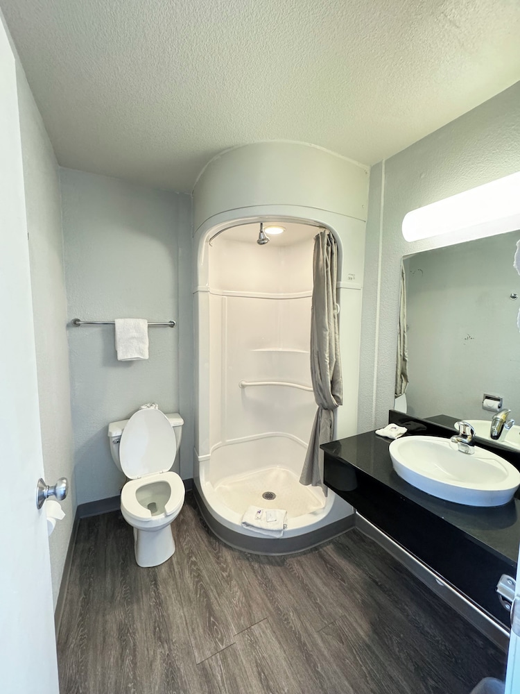 Standard Suite, 2 Double Beds, Non Smoking, Kitchenette - Photo 18
