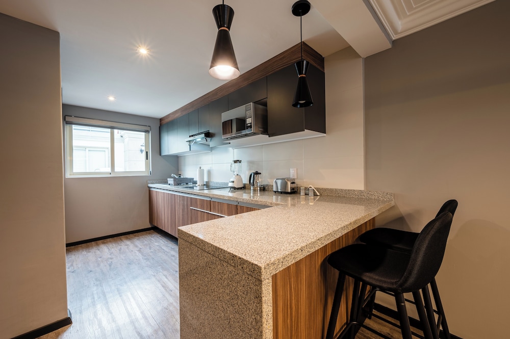 Deluxe Apartment, 2 Bedrooms - Photo 16